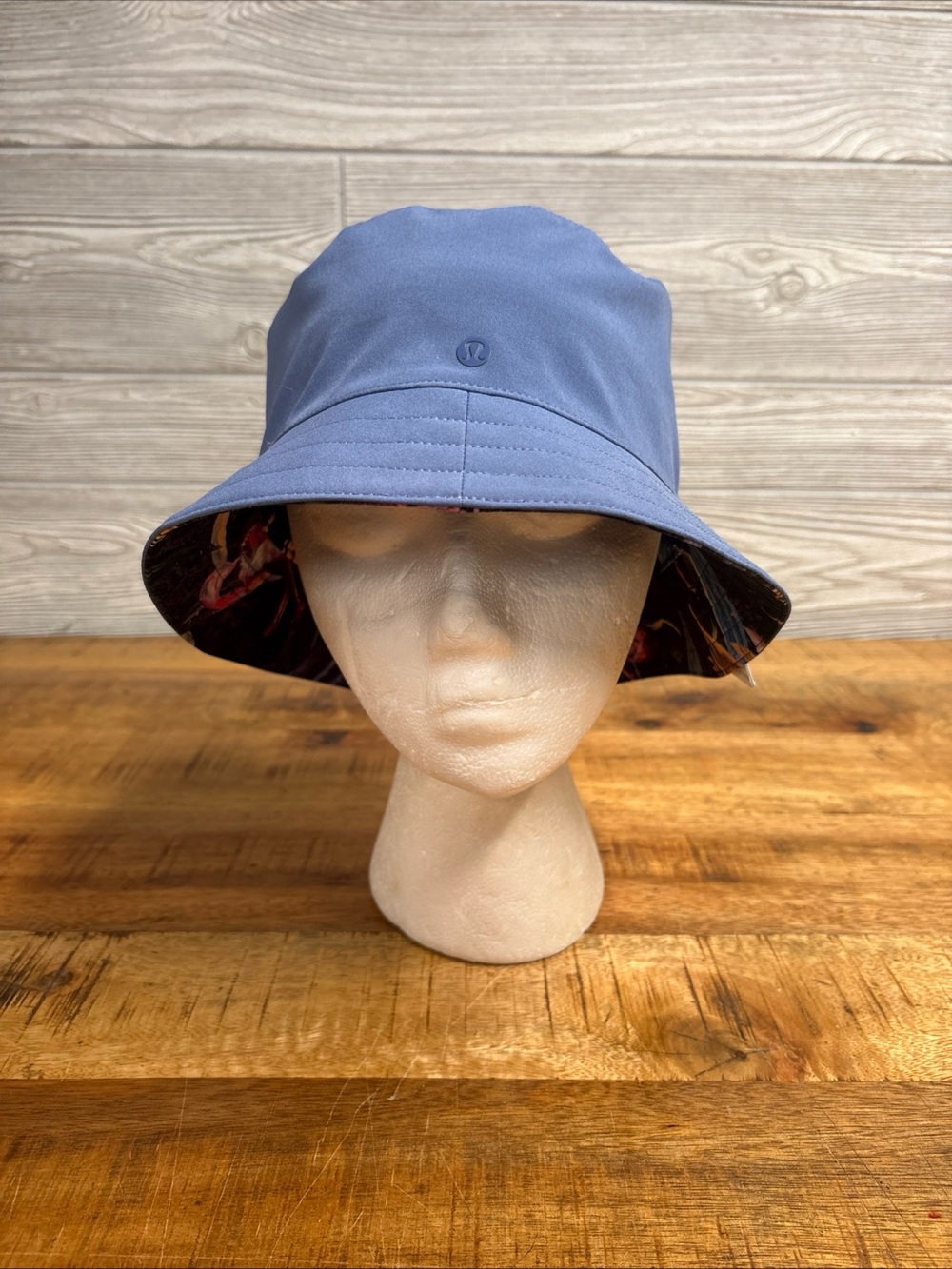 Lululemon Both Ways Reversible Bucket Hat Size L/XL